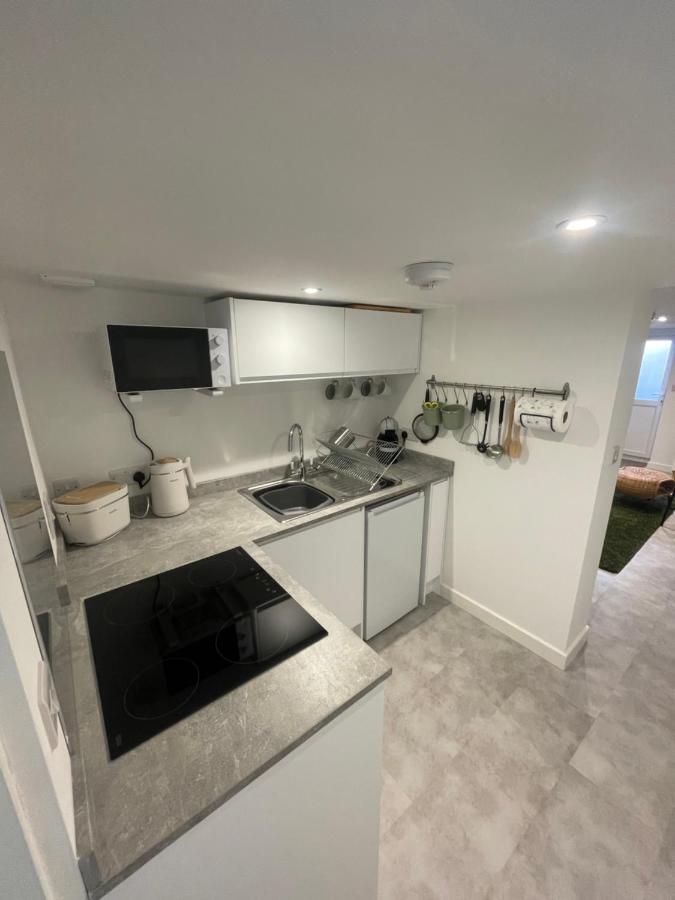 Quaint Central Basement Apartment Hereford Ngoại thất bức ảnh