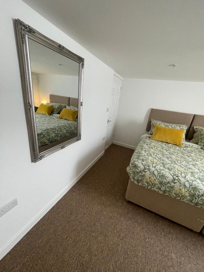 Quaint Central Basement Apartment Hereford Ngoại thất bức ảnh